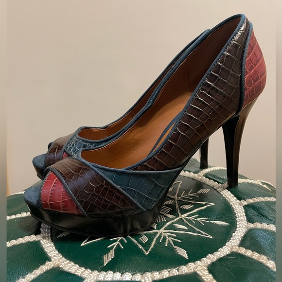 Nine West pump in blue and burgundy - Picture 2 of 4